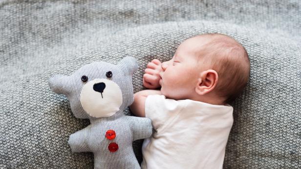 A creative way to display all those photos of babies first year