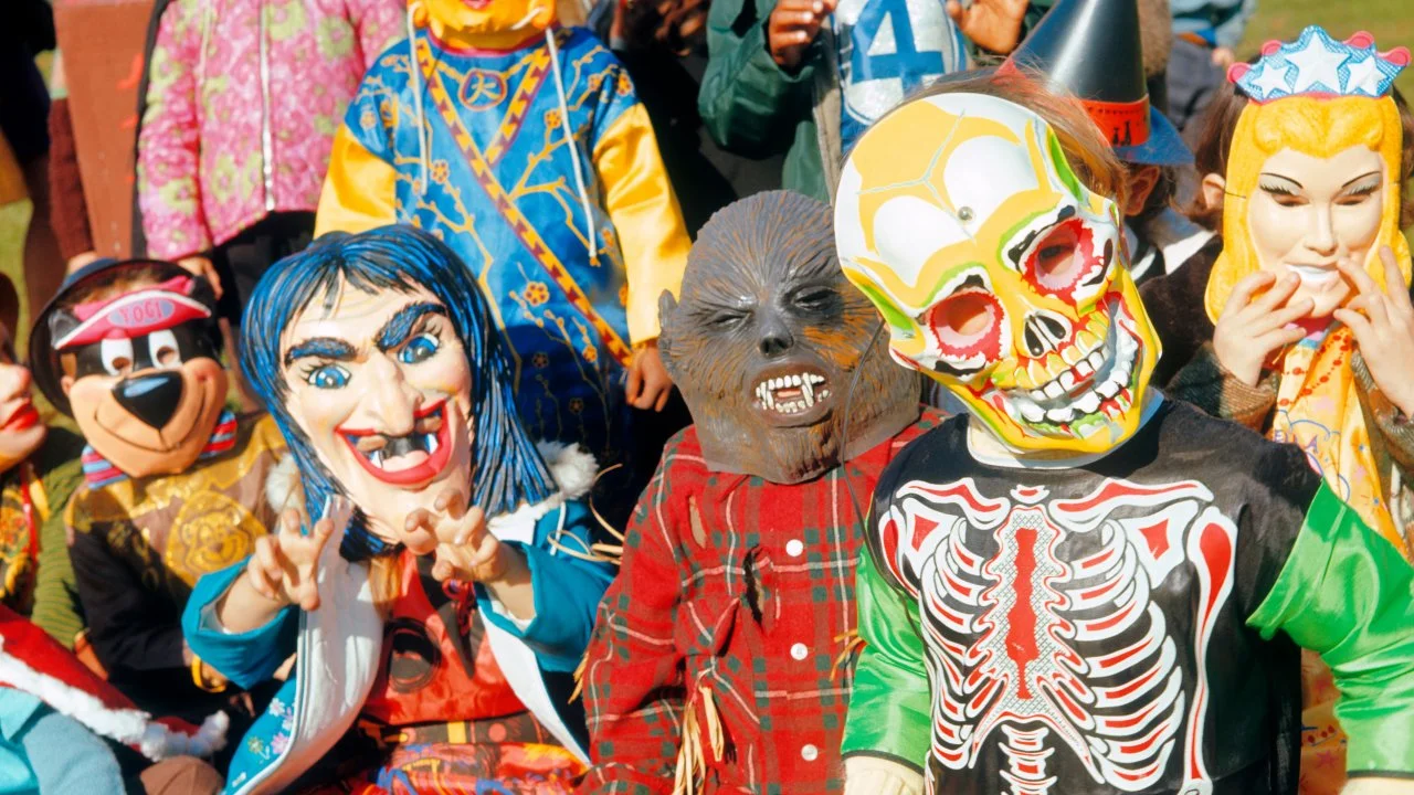 Halloween Trivia, History and Fun Facts | HGTV