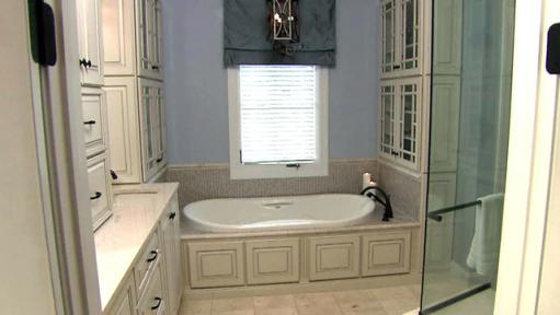 Corner Bathtub Design Ideas: Pictures & Tips From HGTV