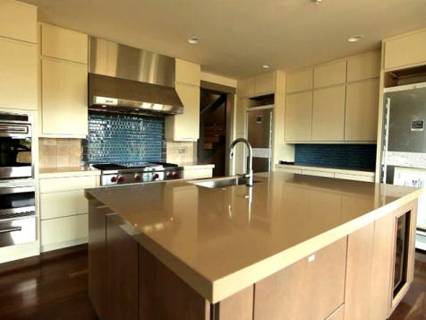 Practical Yet Stylish Kitchen from HGTV Dream Home 2012