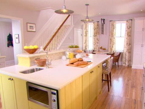 A Century Old Kitchen Gets a Makeover