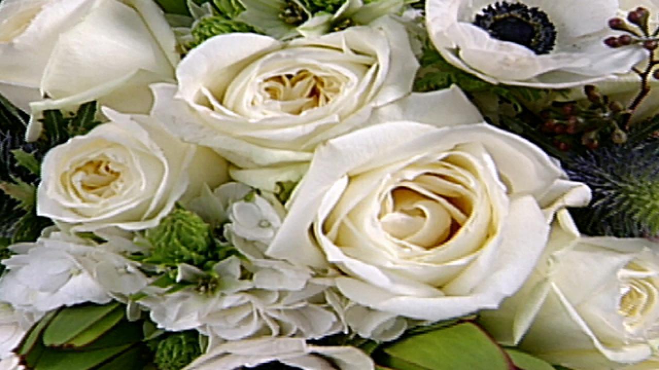 Budget Wedding Bouquet Flowers