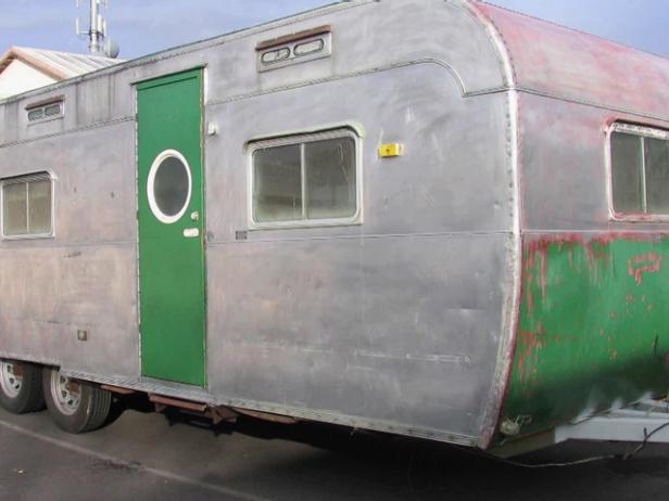 Restoring Vintage RVs Video | HGTV
