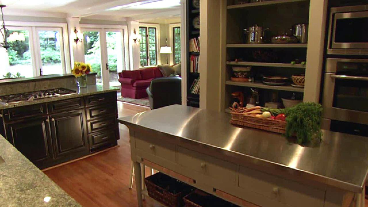 A Kitchen of Contrasts Video | HGTV