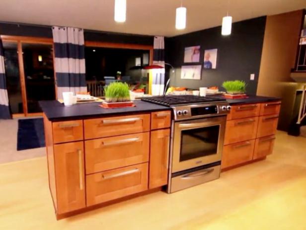 Renovation Raiders - Season 1 Video Highlights | HGTV's Renovation ...