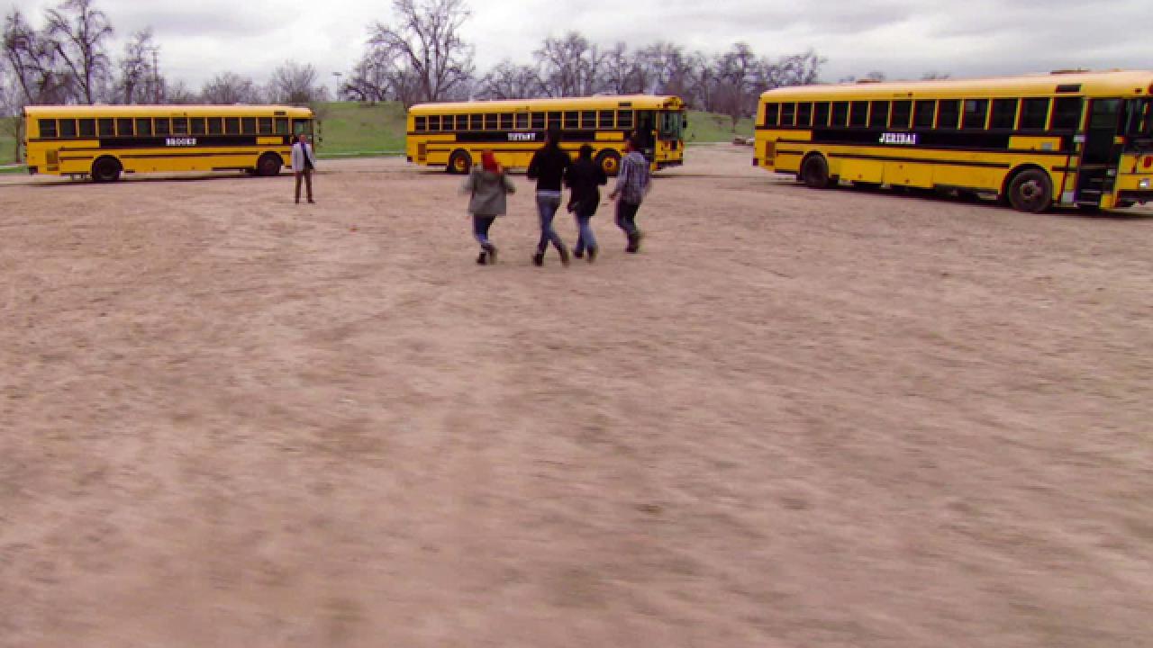 HGTV Star Inside Look Episode 6- The School Bus Challenge