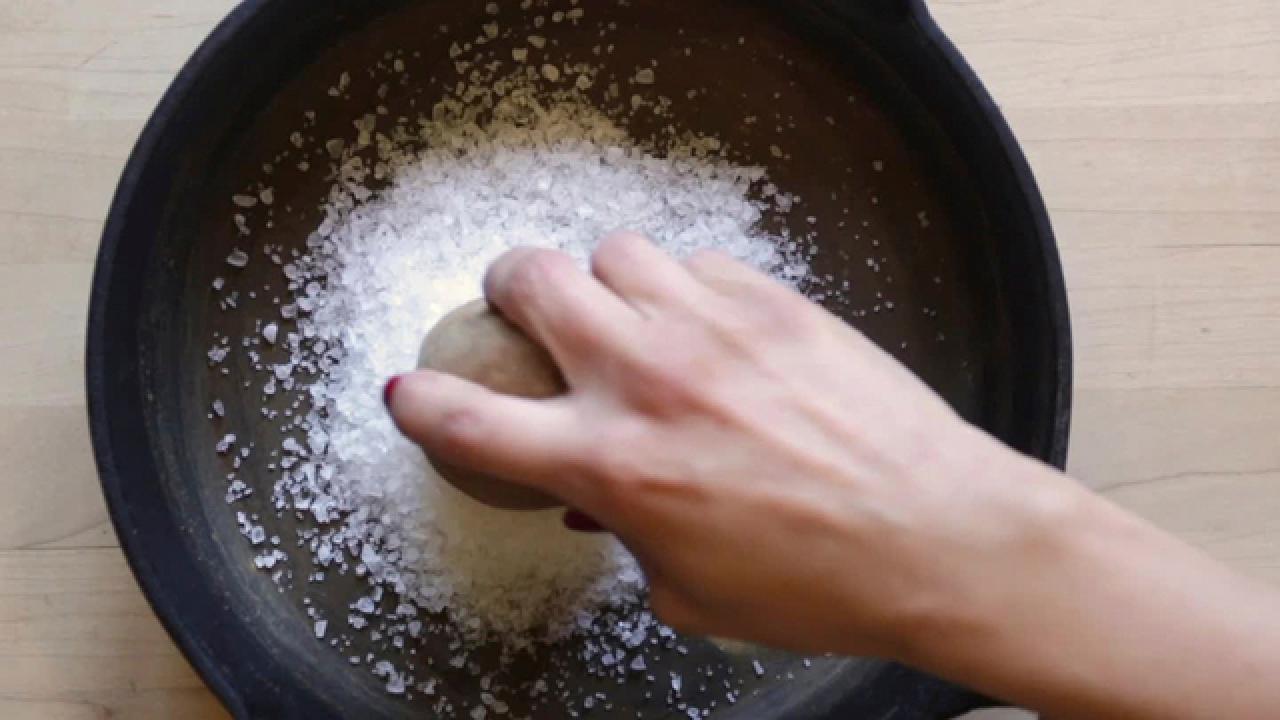 How to Remove Rust and Clean a Cast-Iron Skillet