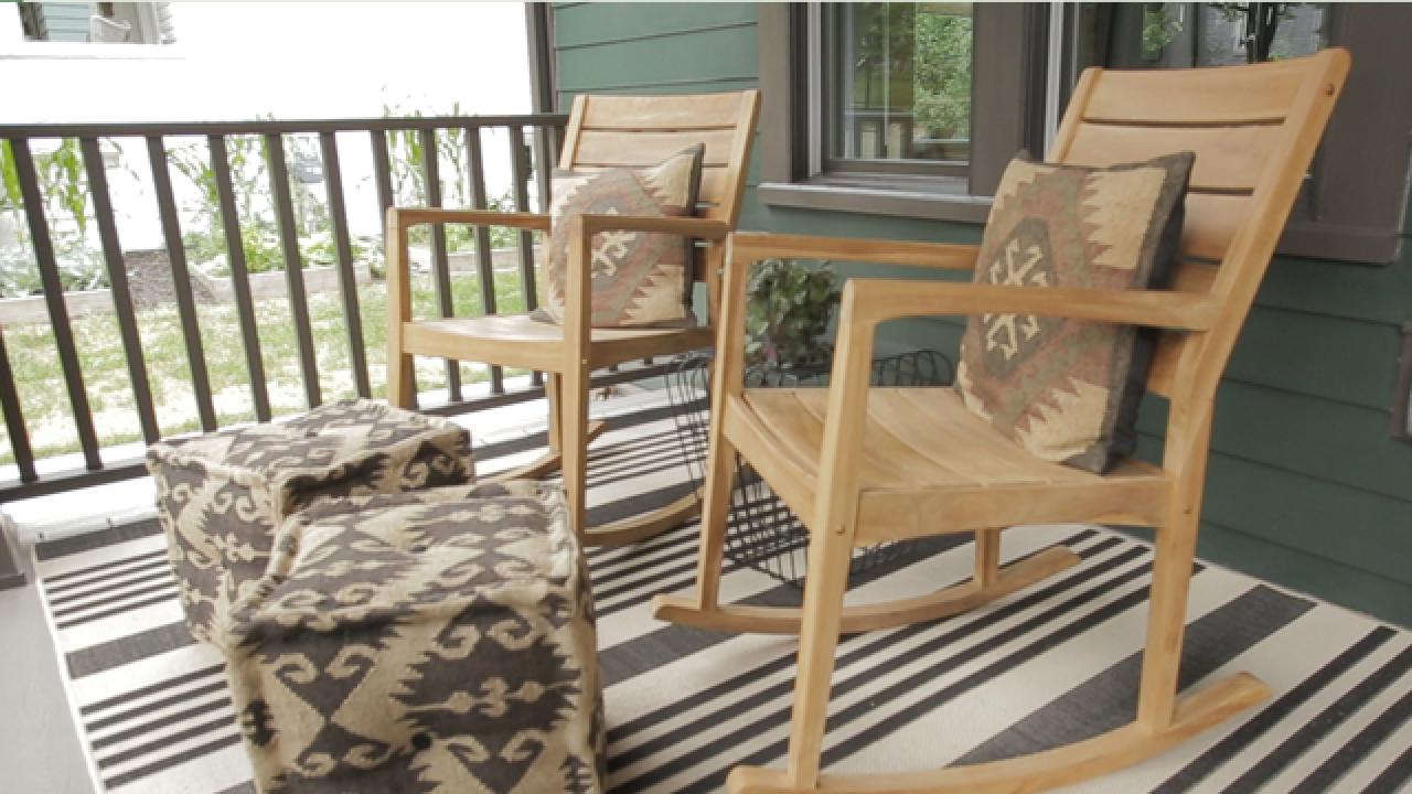 How to Dress Up a Front Porch