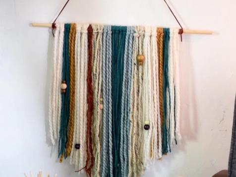 Trendy DIY Yarn Wall Hanging