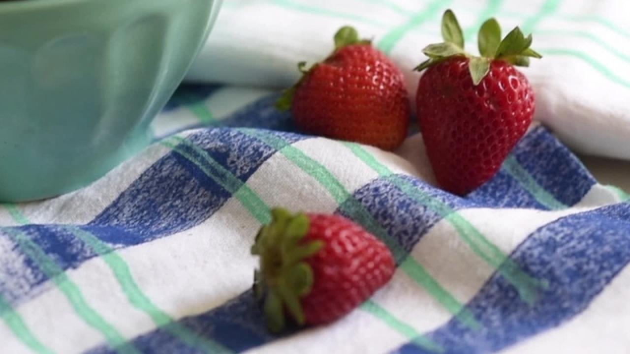 DIY Stamped Farmhouse Tea Towels