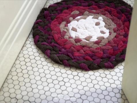 Upcycle Old Towels Into a Bathmat