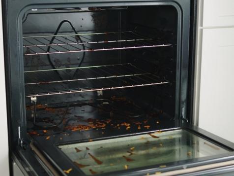 How to Clean an Oven Naturally