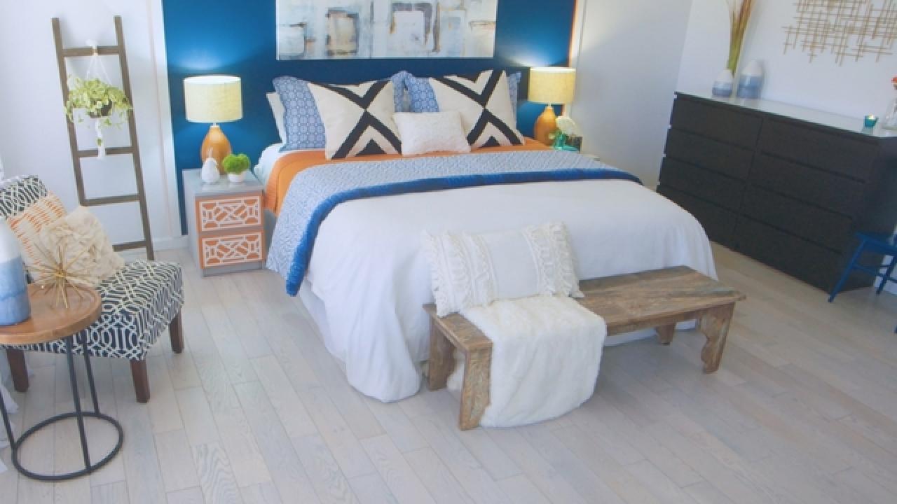 How to Decorate With Blue in the Bedroom