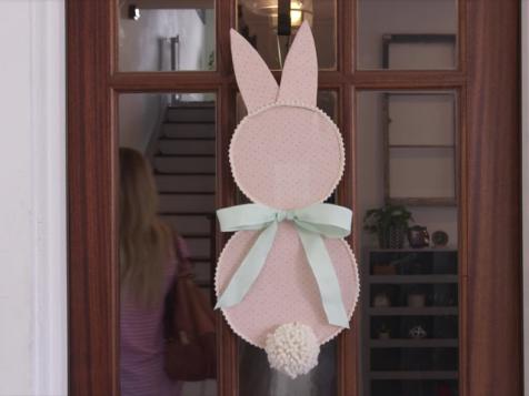 DIY Embroidery Hoop Bunny Wreath