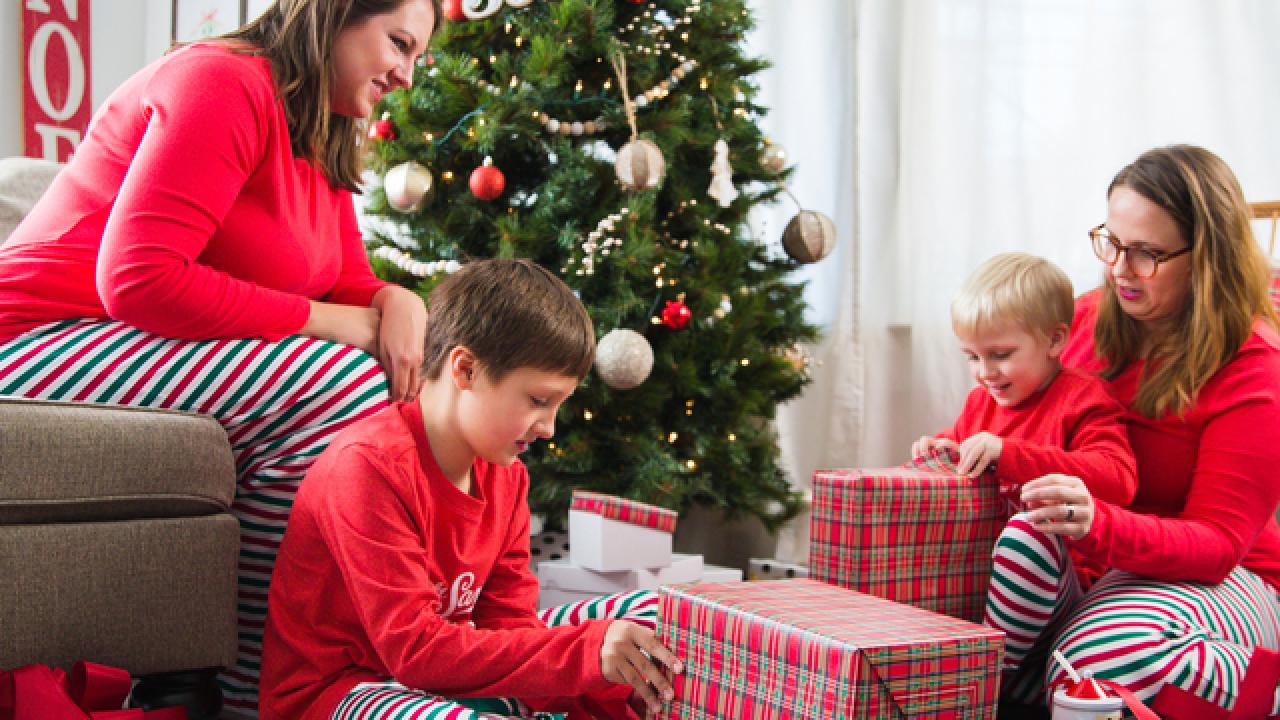 8 Tips for a Stress-Free Christmas Morning