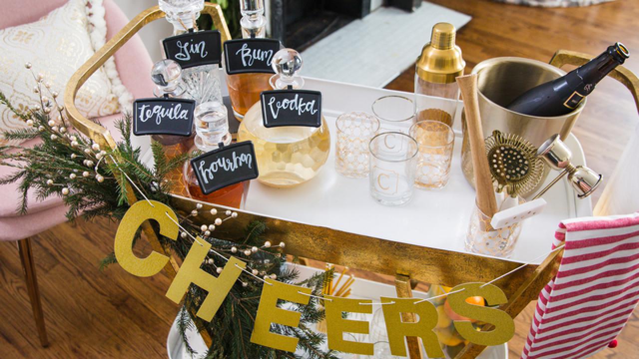 How to Set Up a Glam Holiday Bar Cart