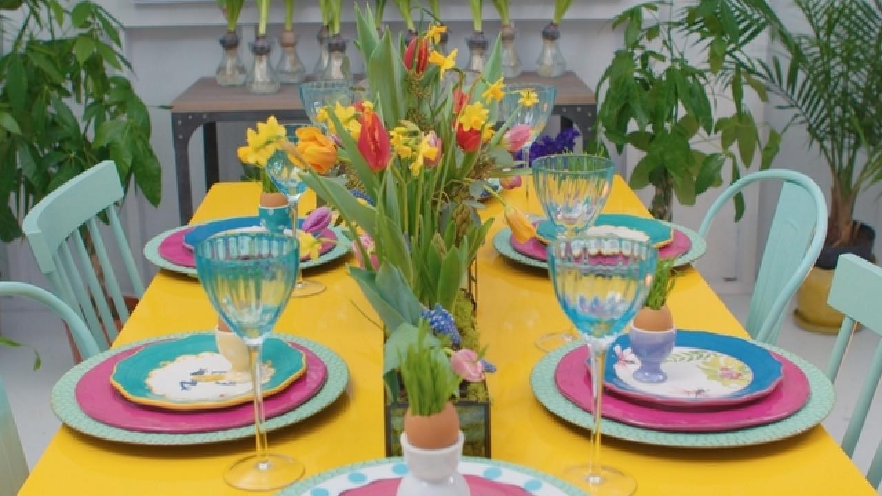 Live Tabletop Easter Decor