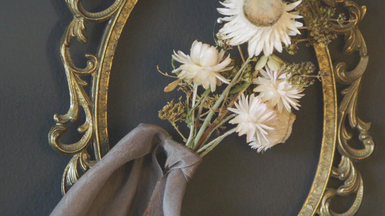 DIY Open-Frame Flower Bouquet Art