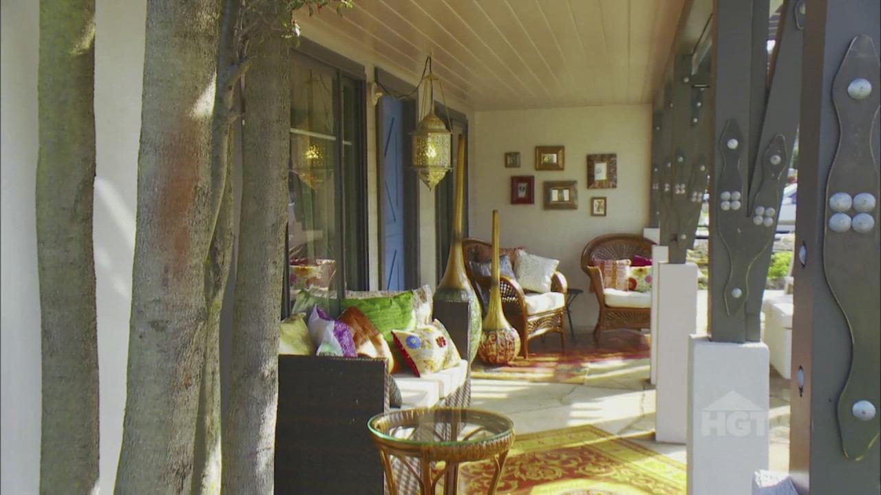 Porch for the Neighborhood Video | HGTV