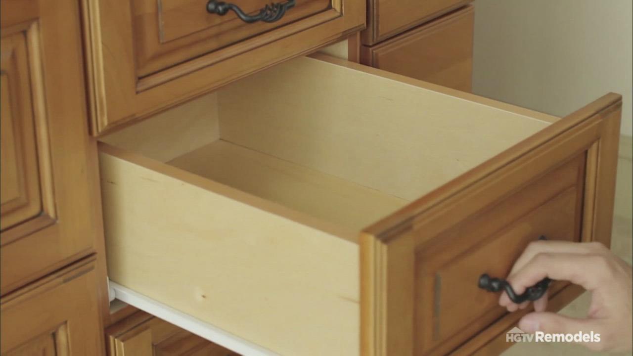 Quick Tips: Fully Extended Drawers
