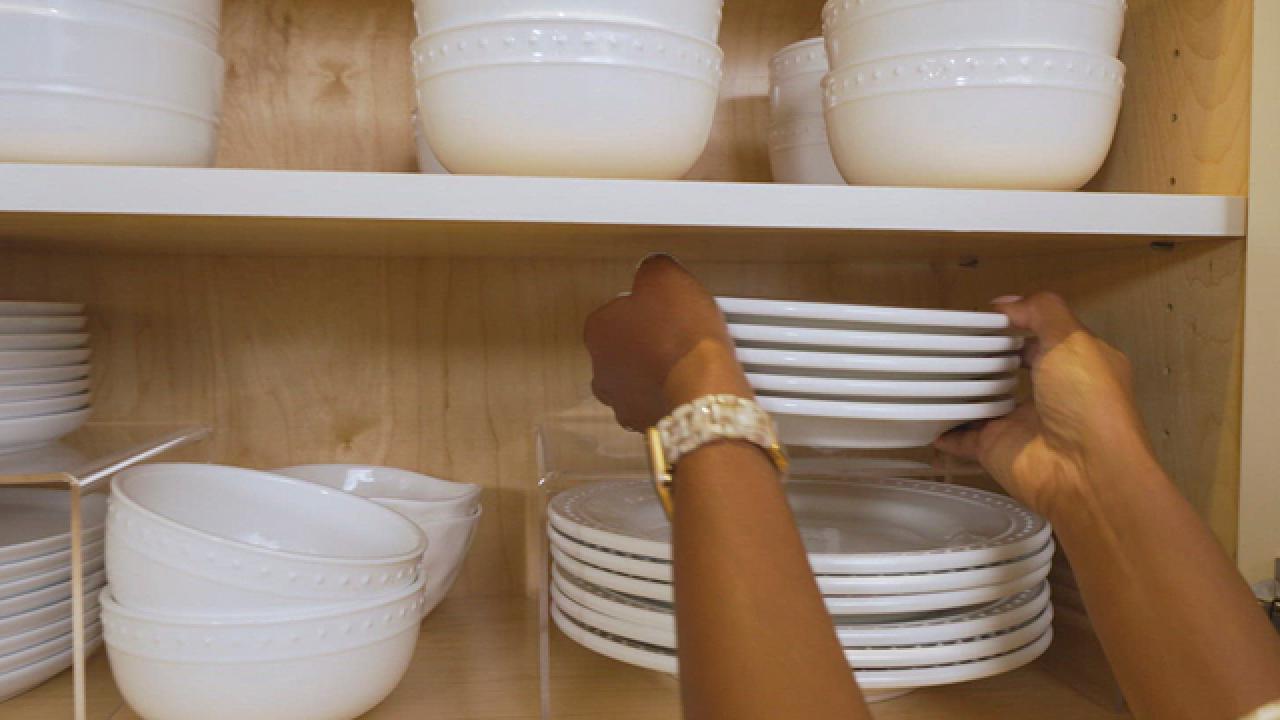 How Clear Shelf Risers Can Maximize Cabinet Space