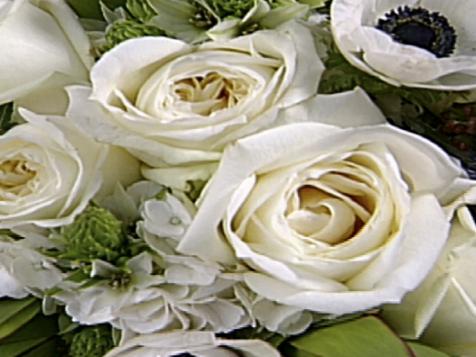 Budget Wedding Bouquet Flowers