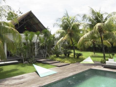 Egg Shaped House Design