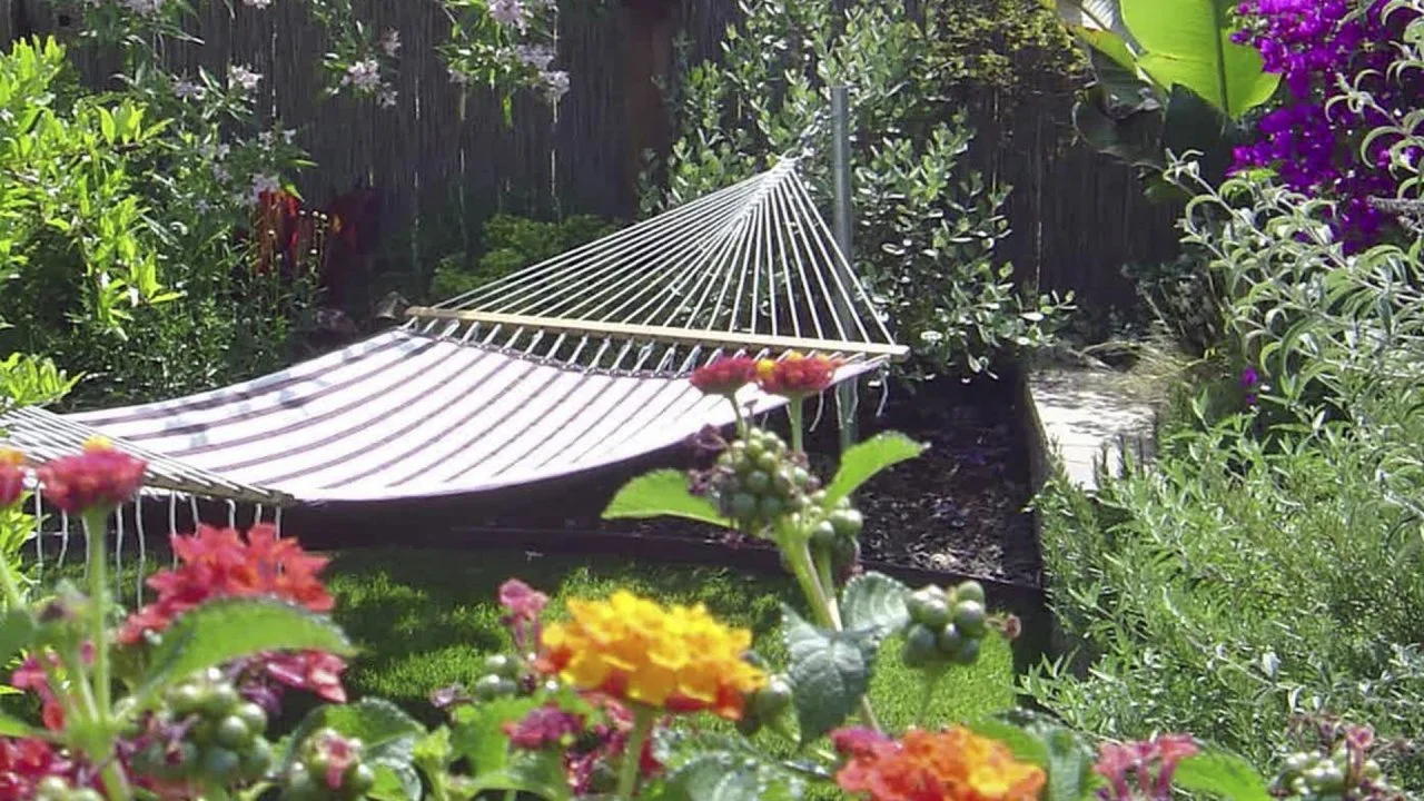 Above-Ground Pool Decking Ideas
