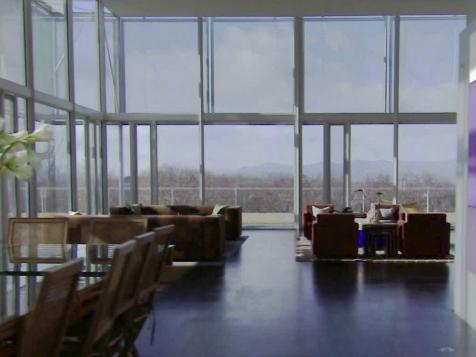 Glass Home Boasts Valley Views