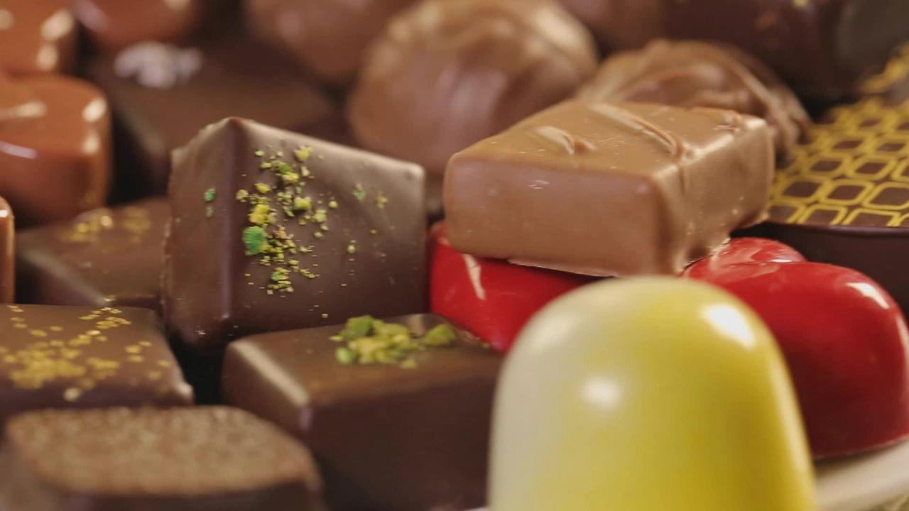 Decadent Dishes We'd Travel Halfway Around the World To Eat