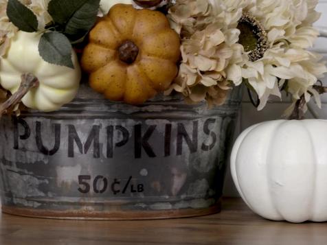 DIY Farmhouse-Chic Galvanized Tub