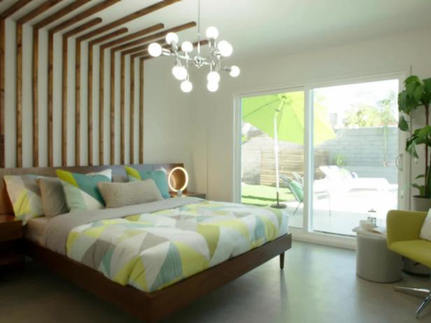 High-End Feature Wall Video | HGTV