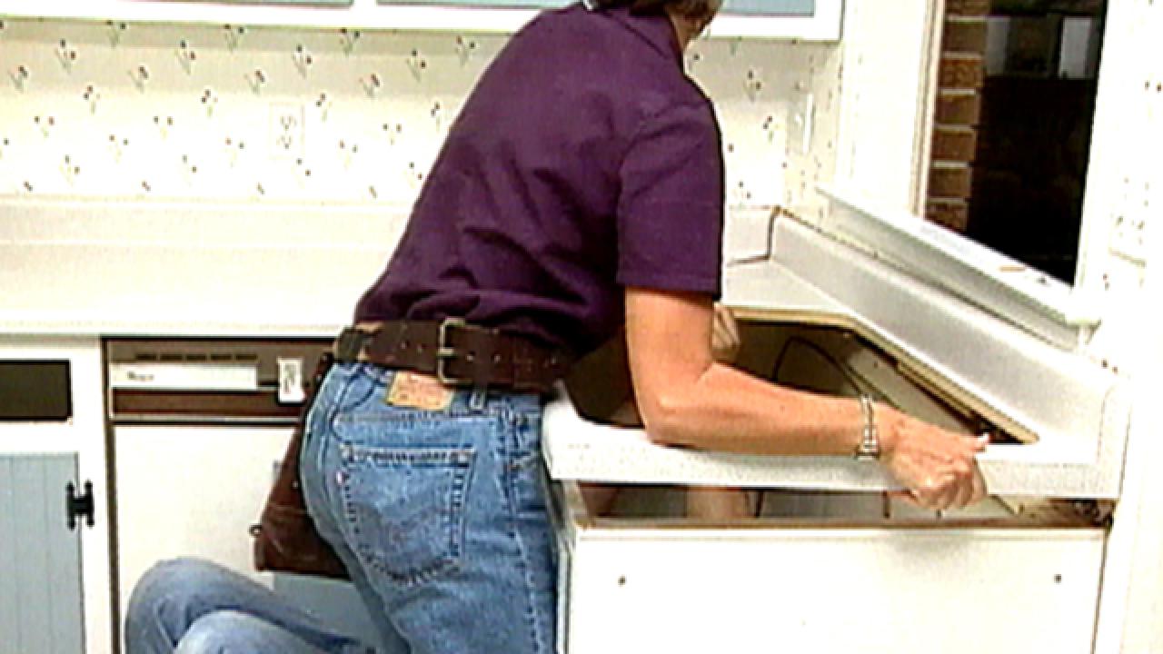 How to Install a Laminate Kitchen Countertop