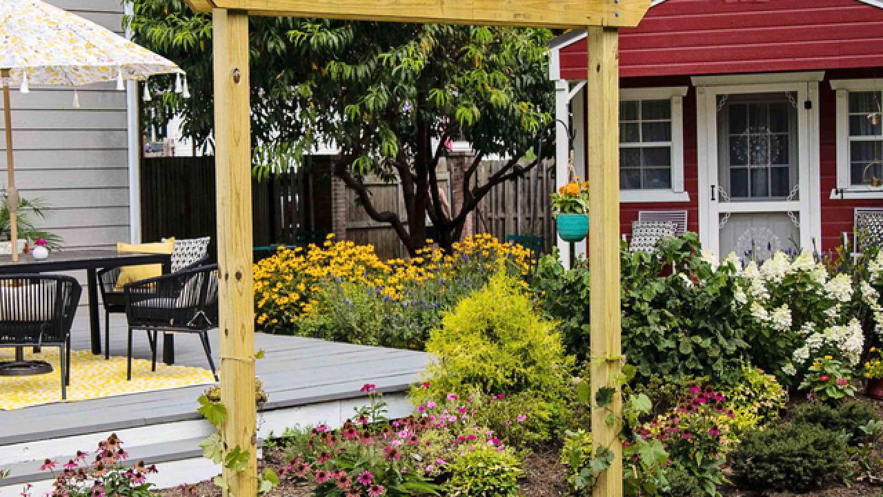 How to Build a Grapevine Arbor