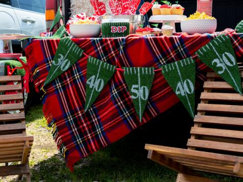 DIY Tailgate Decor With Artificial Turf