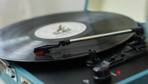 5 Ways to Upcycle Records