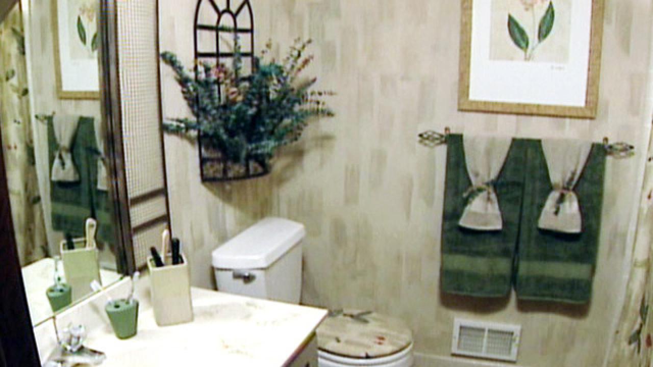 Designer Cottage Bathroom