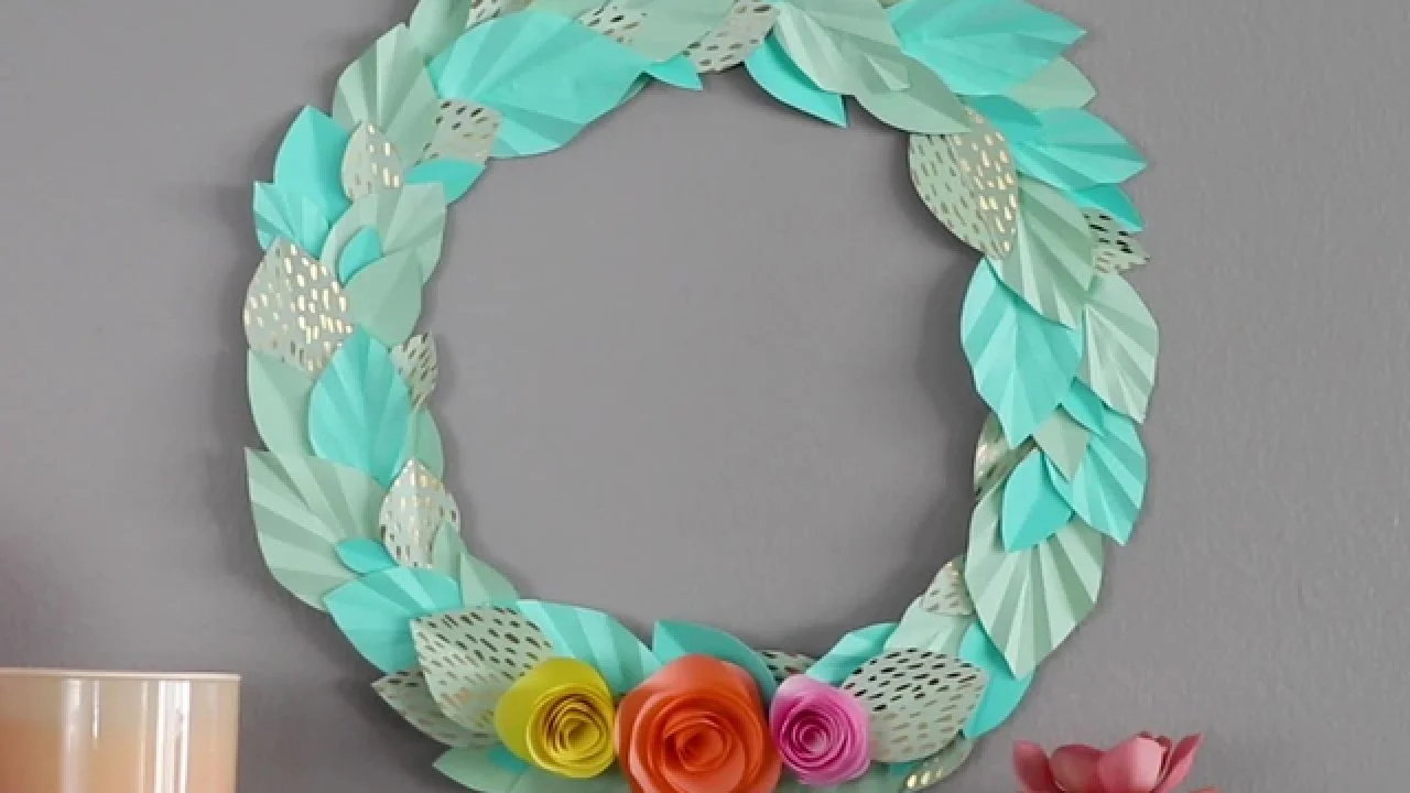 DIY Paper Wreath