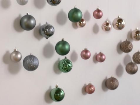 Over-the-Couch Holiday Decor Ideas