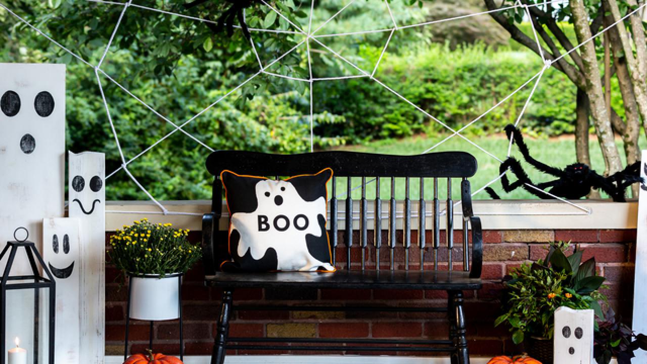 Nearly Free Halloween Decor