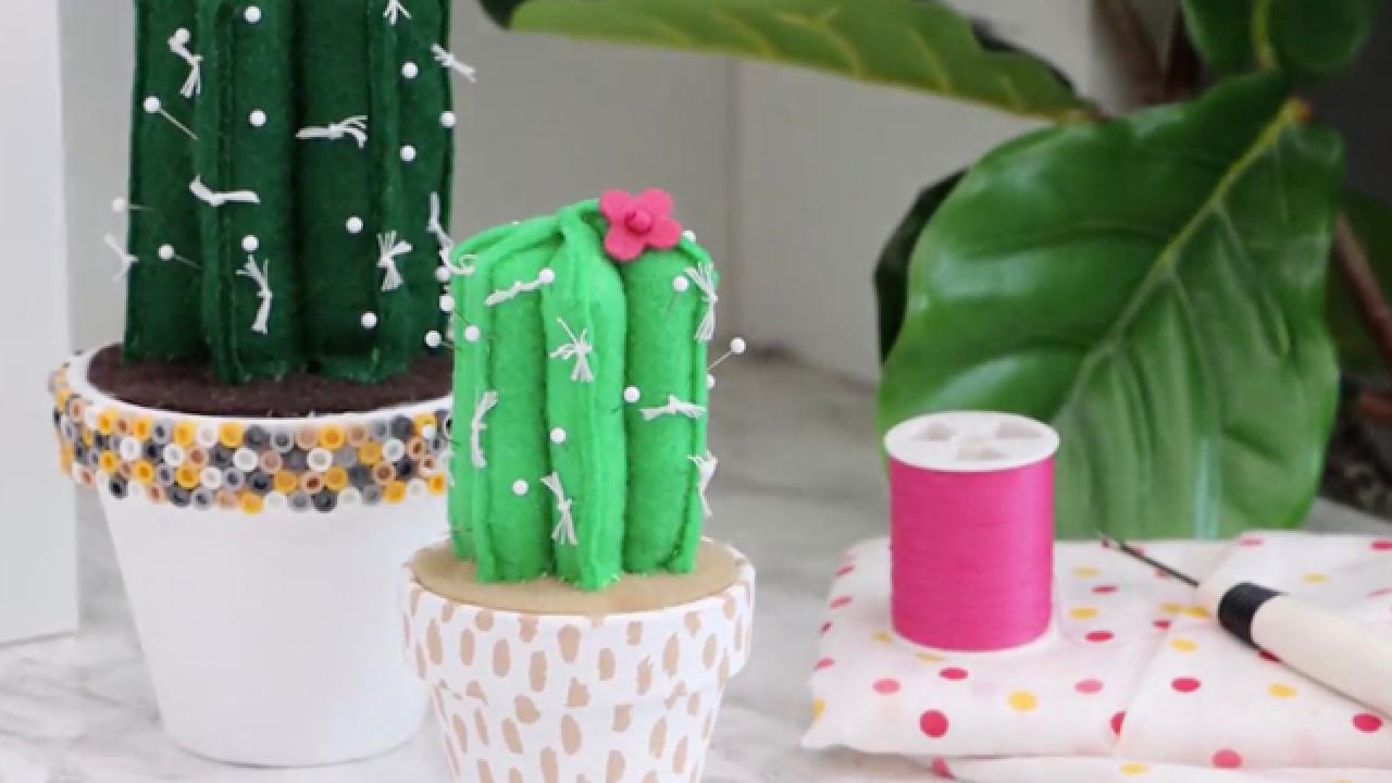 DIY Cactus Pincushion