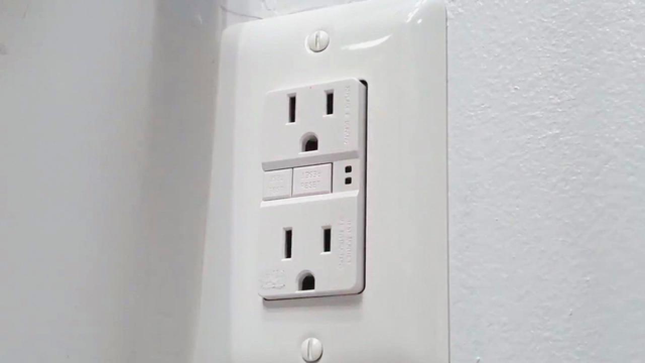 Replace an Outlet With a GFCI